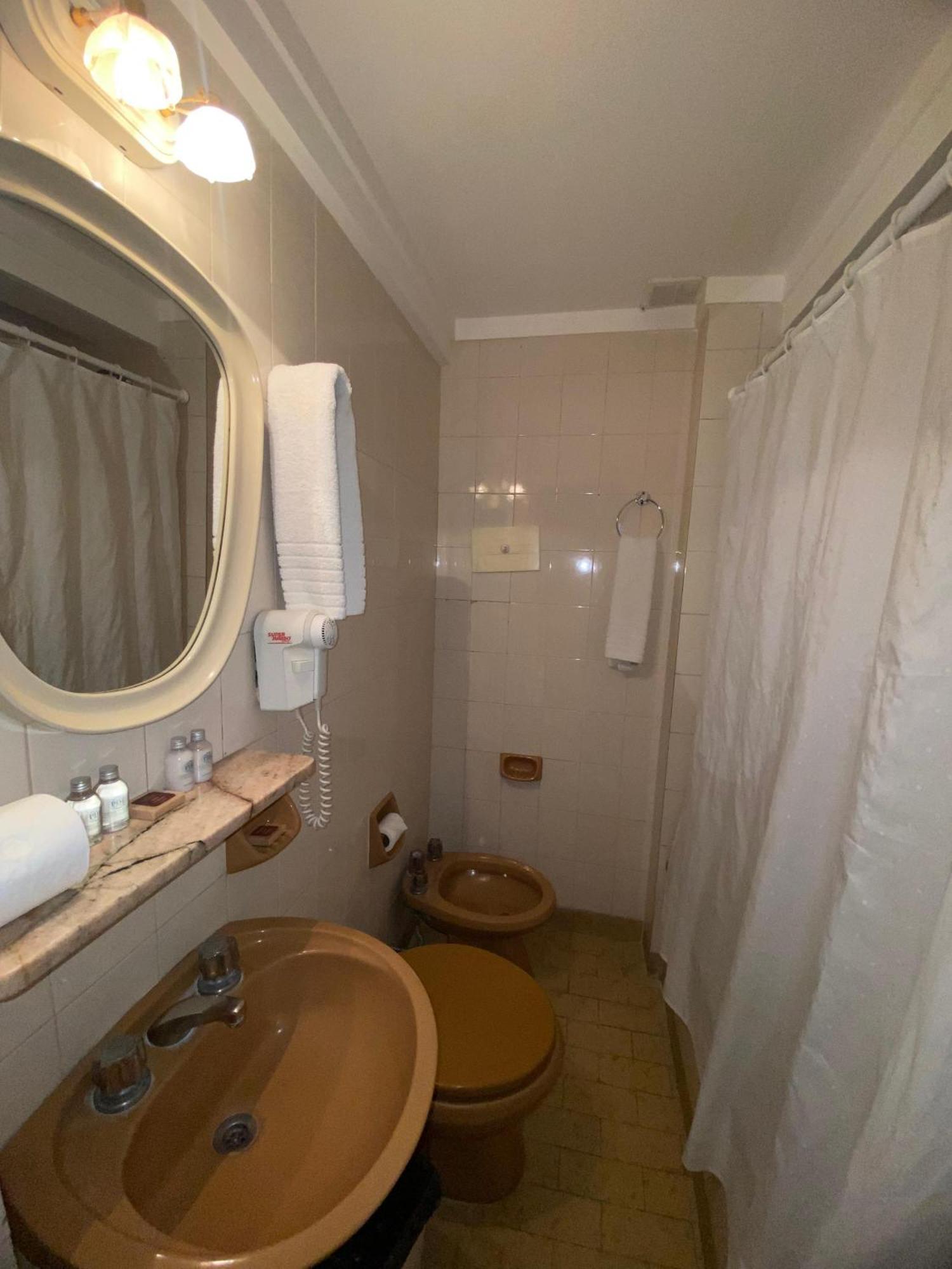Hotel Punta Del Este Мар дел Плата Екстериор снимка