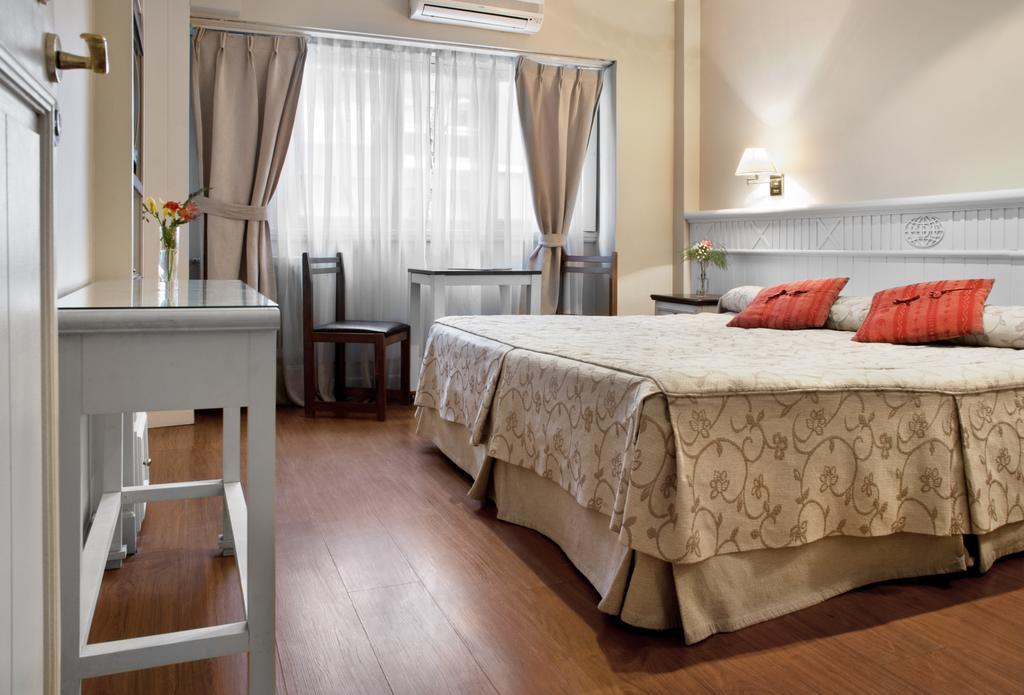 Hotel Punta Del Este Мар дел Плата Екстериор снимка